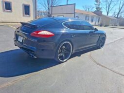 
										2010 Porsche Panamera full									
