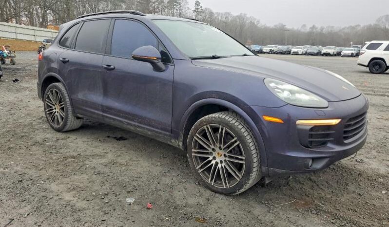 
								2017 Porsche Cayenne full									