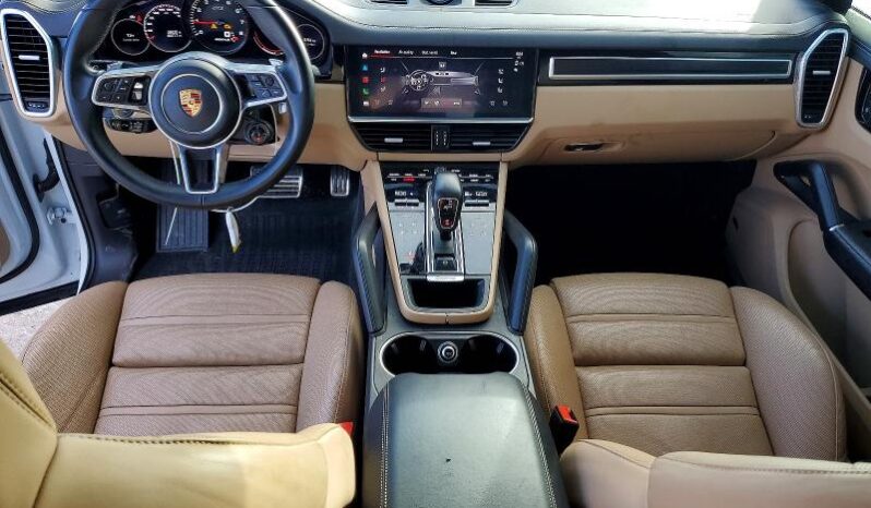 
								2023 Porsche Cayenne full									
