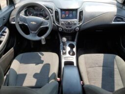 
										2017 Chevrolet Cruze full									