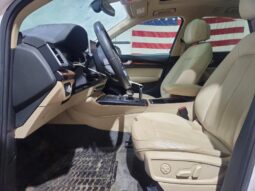 
										2018 Audi Q5 full									