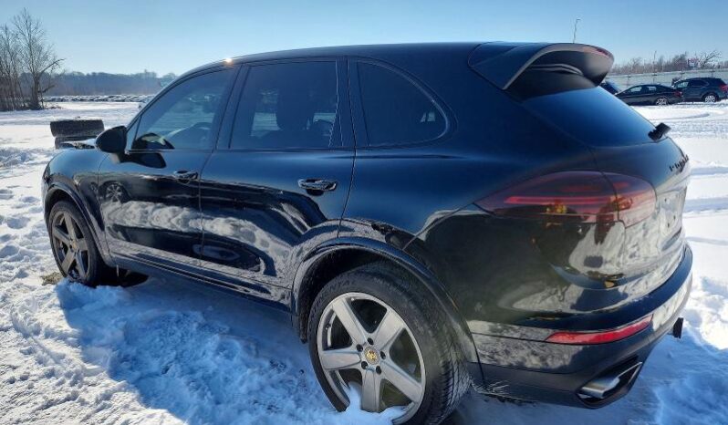 
								2018 Porsche Cayenne full									