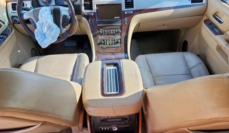 
								2012 Cadillac Escalade full									