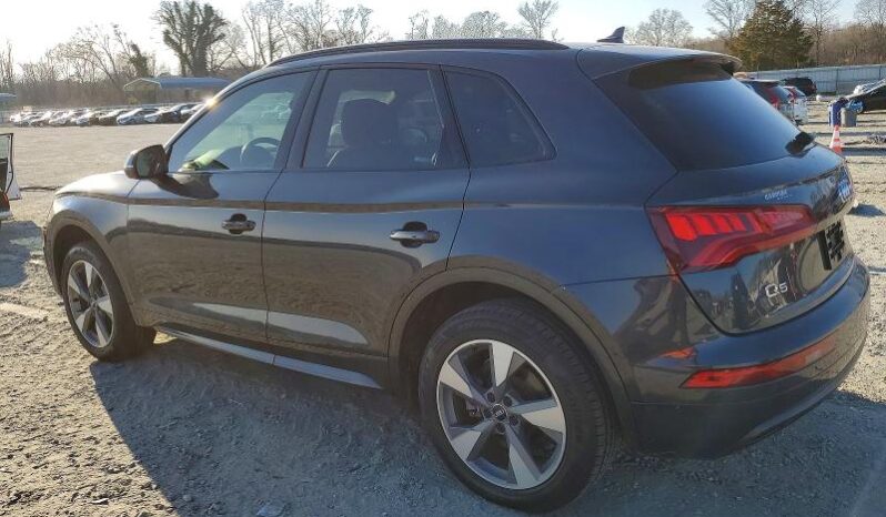 
								2020 Audi Q5 full									