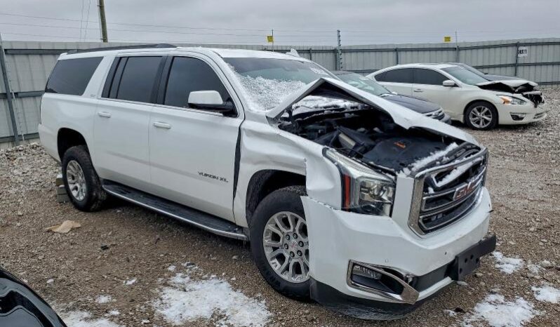 
								2020 Gmc Yukon full									