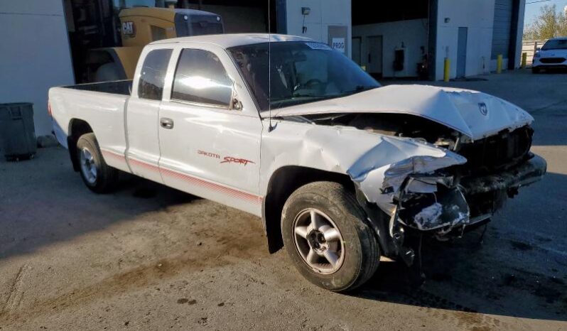 
								1999 Dodge Dakota full									