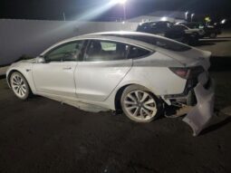 
										2018 Tesla Model 3 full									