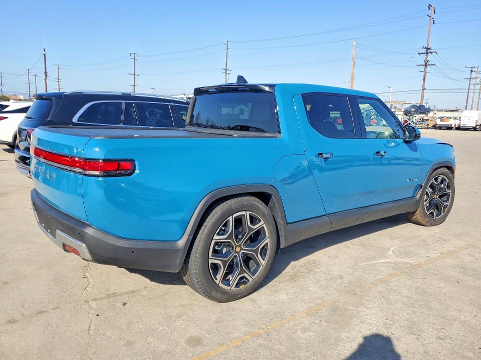 2025 Rivian R1t