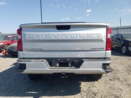 
										2022 Chevrolet Silverado full									