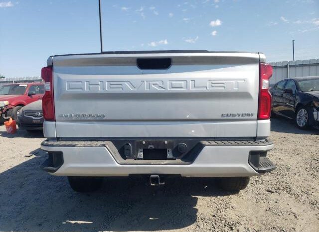 
								2022 Chevrolet Silverado full									