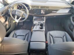 
										2023 Audi Q8 full									