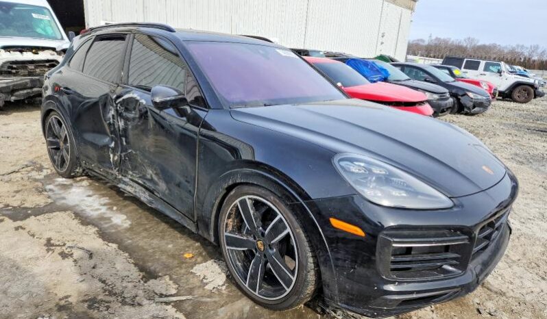 
								2023 Porsche Cayenne full									
