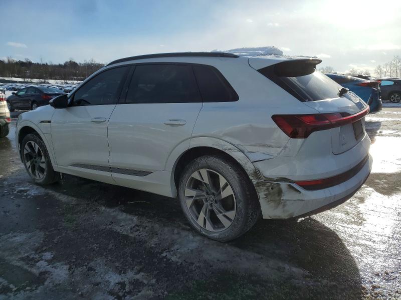 2022 Audi E-tron