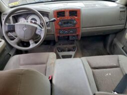 
										2005 Dodge Dakota full									