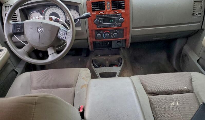 
								2005 Dodge Dakota full									