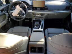 
										2025 Audi Q5 full									