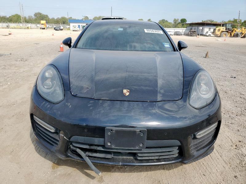 2016 Porsche Panamera