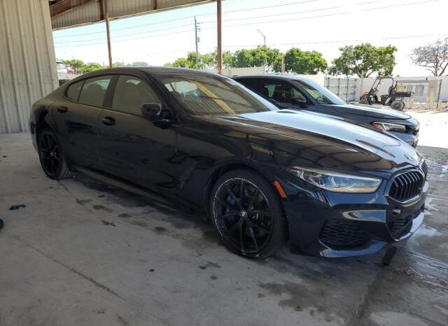 
								2022 BMW M8 full									