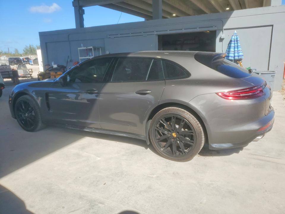 2018 Porsche Panamera