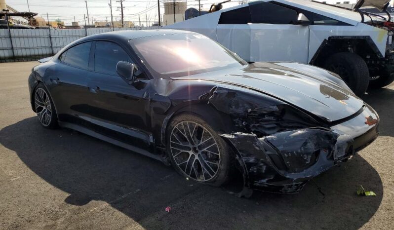 
								2021 Porsche Taycan full									