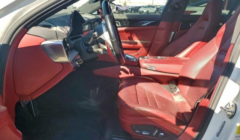 
								2017 Porsche Panamera full									