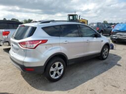 
										2013 Ford Escape se full									