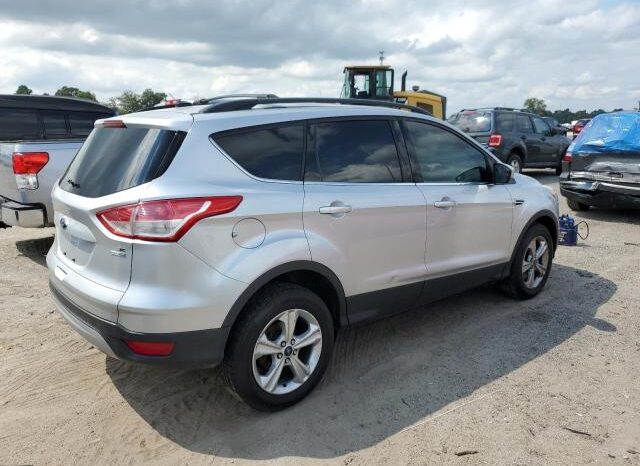 
								2013 Ford Escape se full									