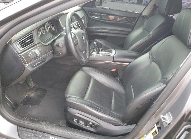
								2013 BMW 7 series full									