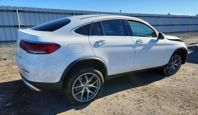 
								2021 Mercedes-benz Glc coupe full									