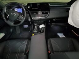 
										2025 Lexus Es 350 full									