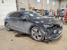 
										2021 Audi E-tron full									