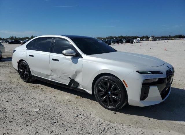 
								2024 BMW 7 series full									