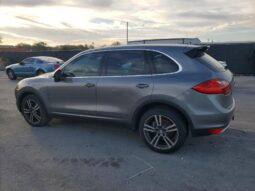 
										2013 Porsche Cayenne full									