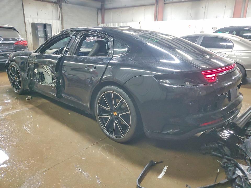 2018 Porsche Panamera