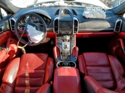 
										2014 Porsche Cayenne full									
