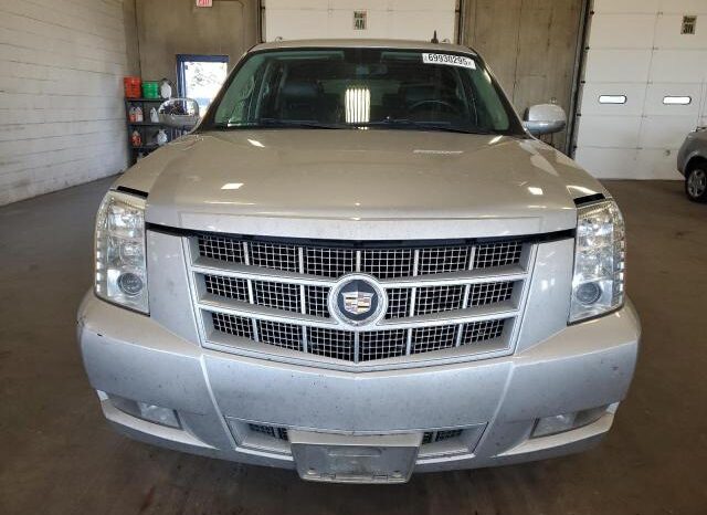 
								2013 Cadillac Escalade full									