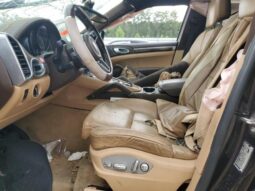 
										2017 Porsche Cayenne full									