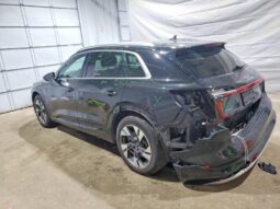 
										2021 Audi E-tron full									