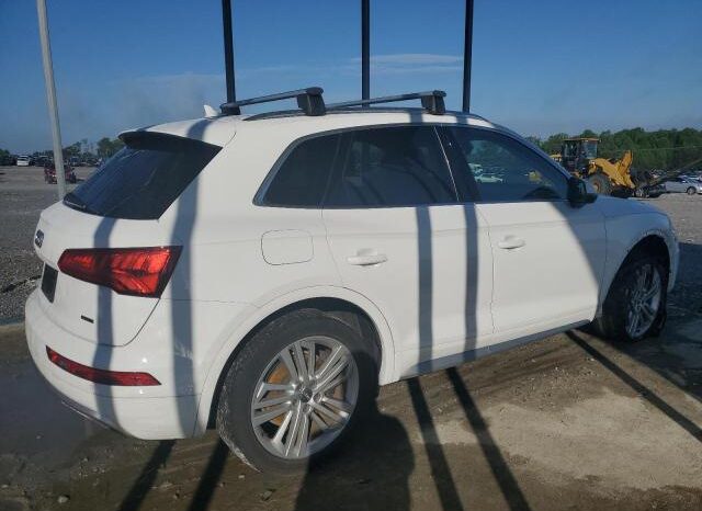 
								2019 Audi Q5 full									