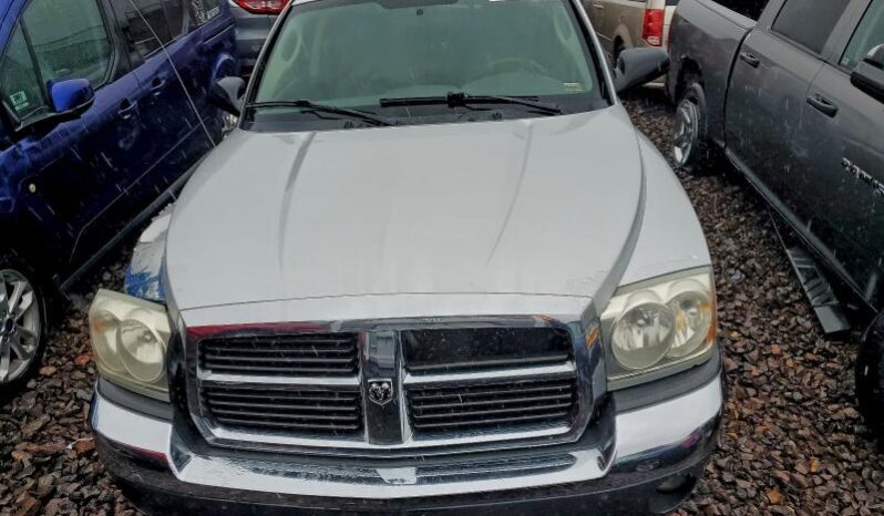 
								2005 Dodge Dakota full									