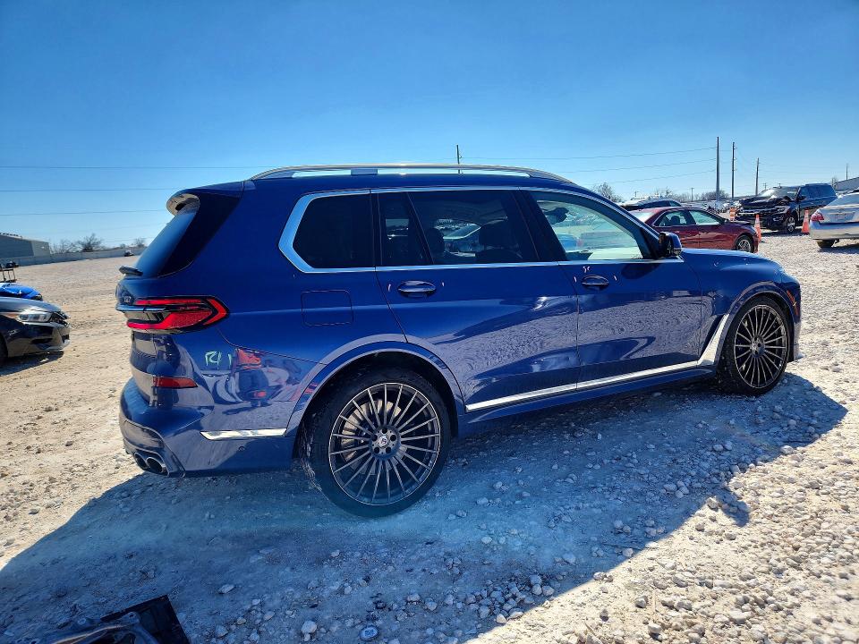 2024 BMW X7