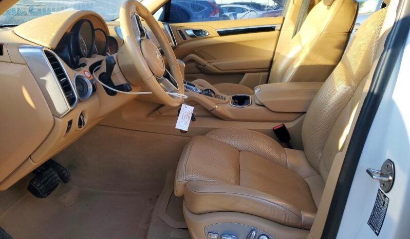 
								2016 Porsche Cayenne full									