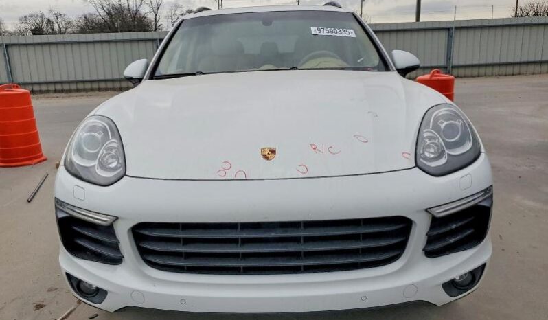 
								2017 Porsche Cayenne full									