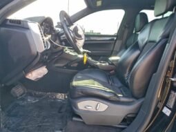 
										2017 Porsche Cayenne full									