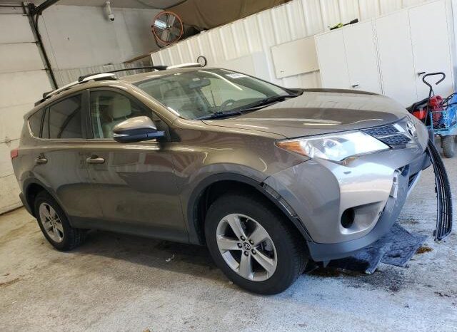 
								2015 Toyota Rav4 full									