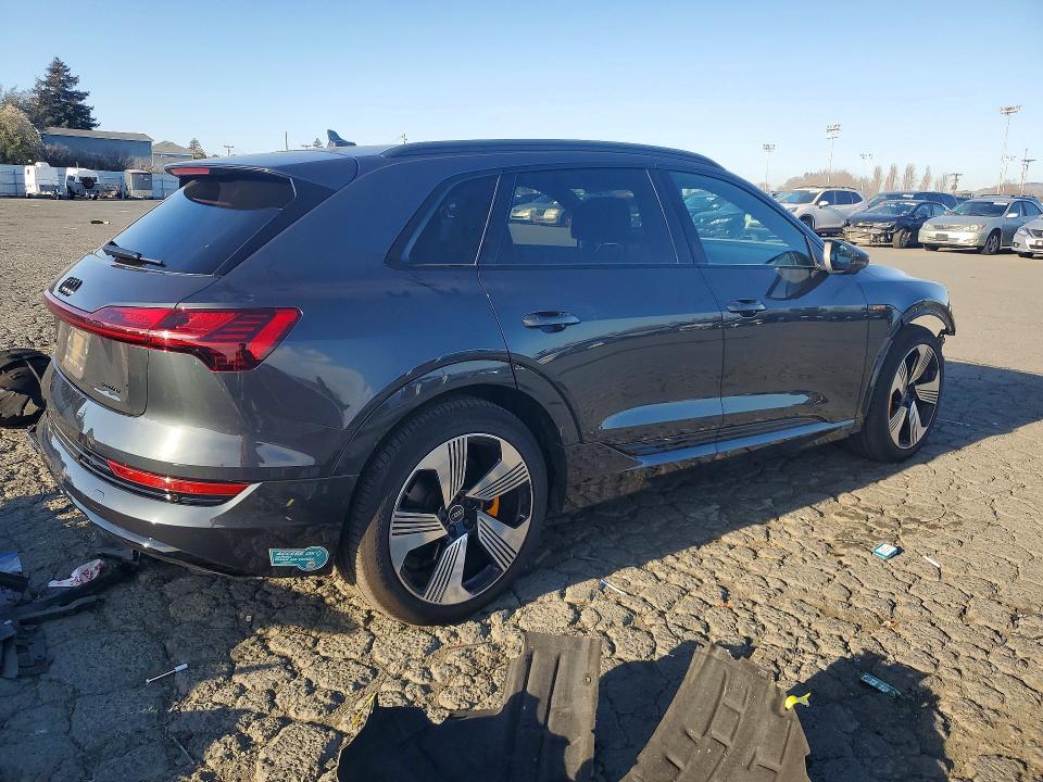 2023 Audi E-tron