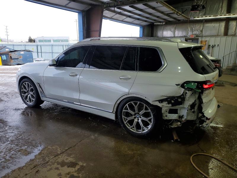 2021 BMW X7