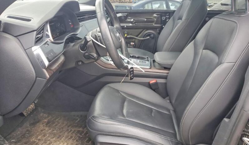 
								2022 Audi Q8 full									