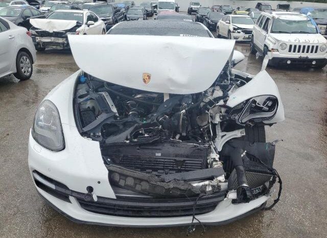 
								2017 Porsche Panamera full									