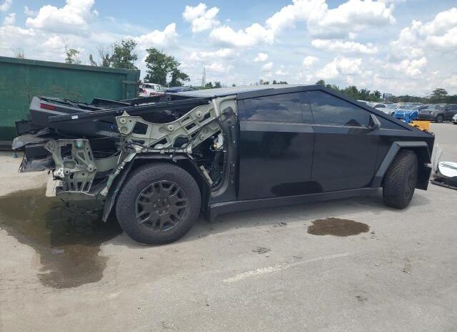 
								2024 Tesla Cybertruck full									
